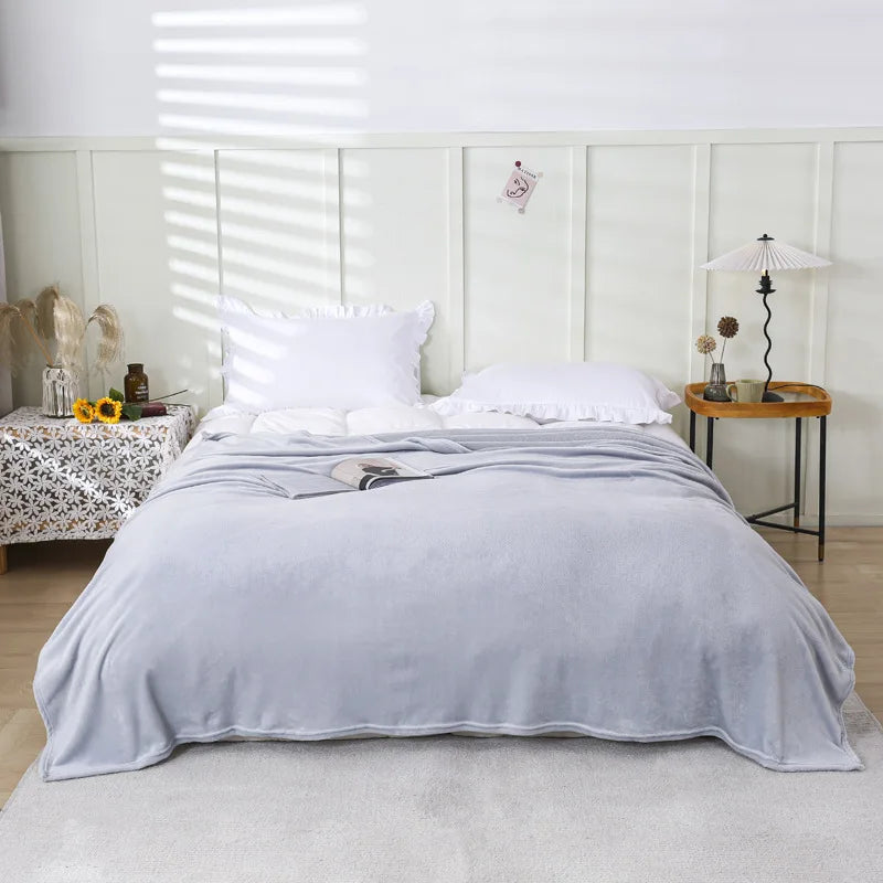 Super Soft Flannel Throw Blanket