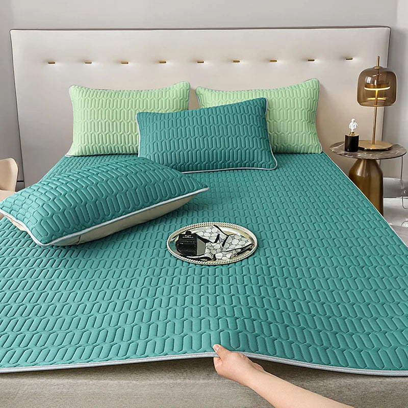 Queen Cooling Mattress Topper