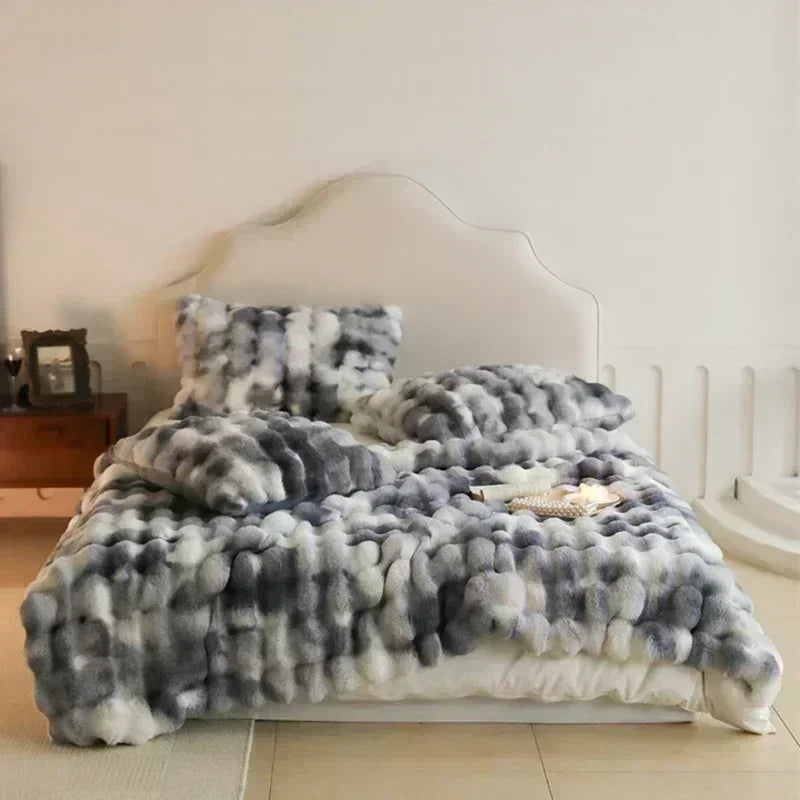 Tie-Dye Faux Fur Weighted Blanket