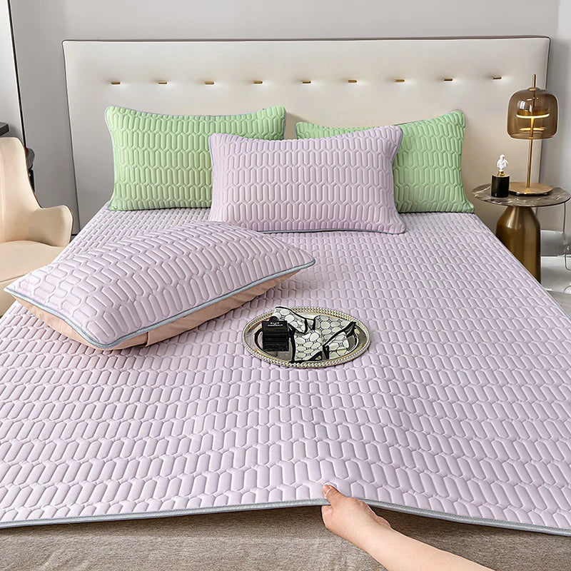 Queen Cooling Mattress Topper