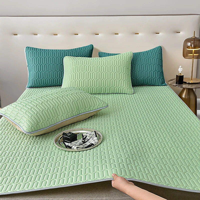 Queen Cooling Mattress Topper