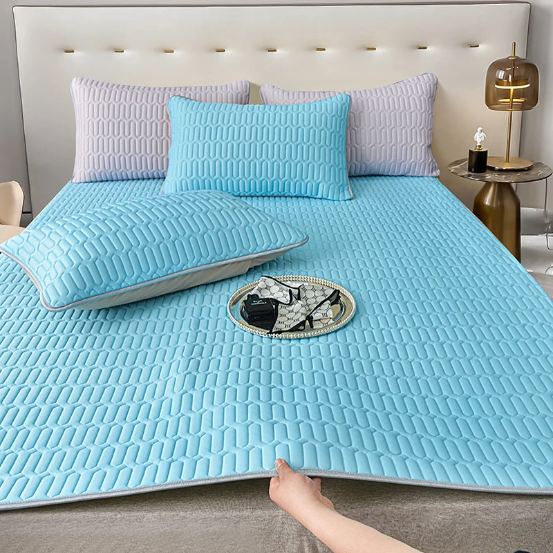Queen Cooling Mattress Topper