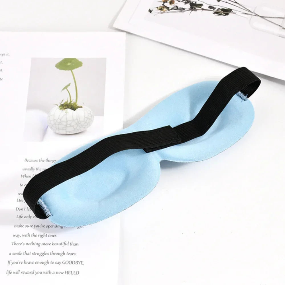 3D Sleep Mask – Eyelash-Friendly Eye Cover