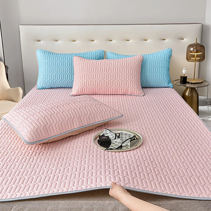 Queen Cooling Mattress Topper